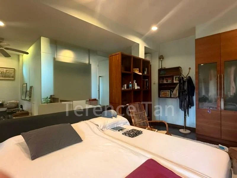 6 Bed Bungalow (Landed) for Sale in  Watten Estate - Image 5