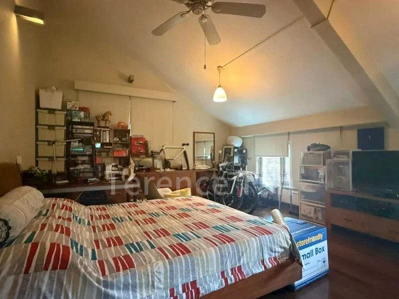 6 Bed Bungalow (Landed) for Sale in  Watten Estate - Image 7