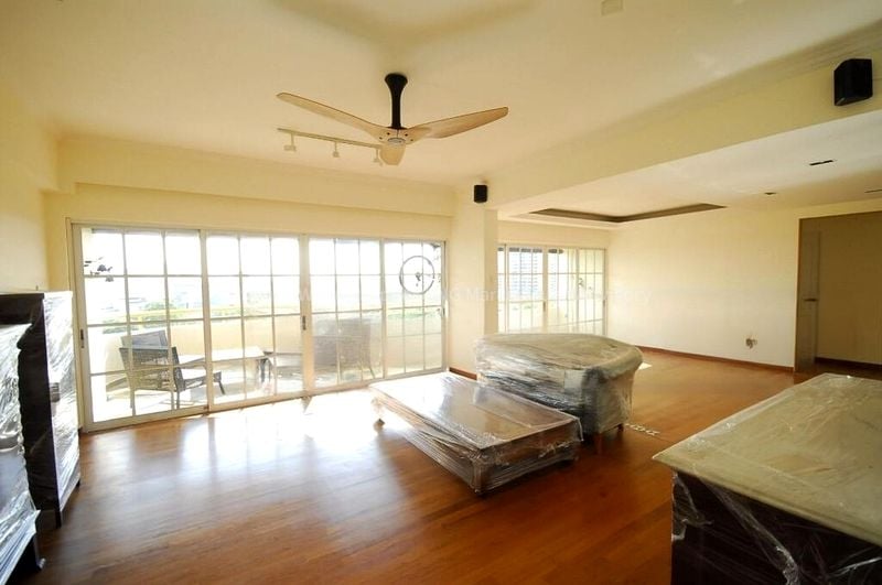 3 Bed Apartment (Condo) for Sale in Neptune Court - Image 1