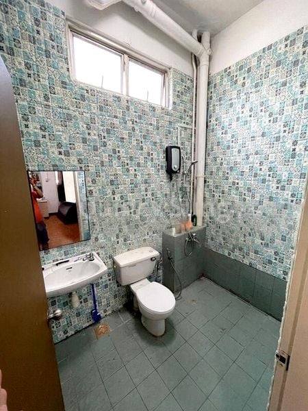 Master Room (Condo) for Rent in Sing Lian Building - Image 5