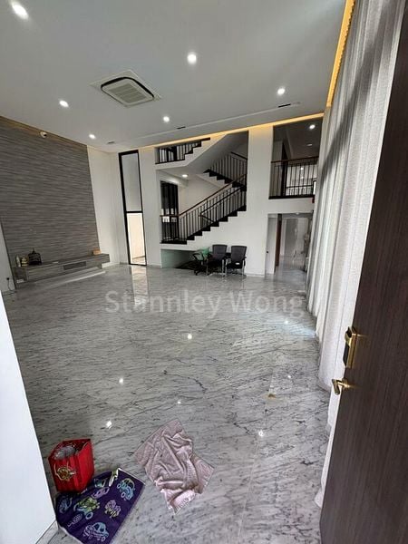 6 Bed Semi-Detached House (Landed) for Rent in  Braddell Heights Estate - Image 2