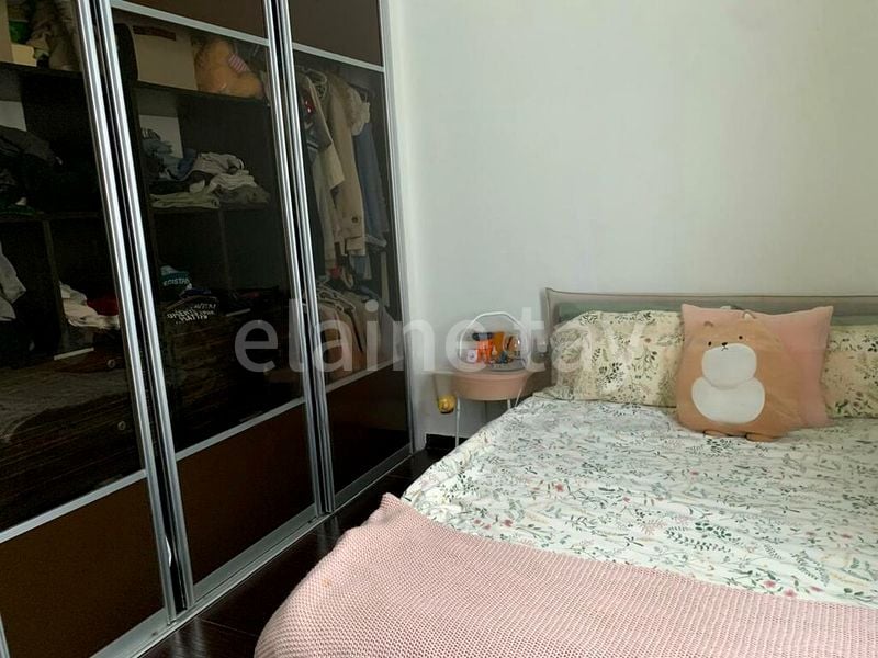 Common Room (Condo) for Rent in  Palm Lodge - Image 6