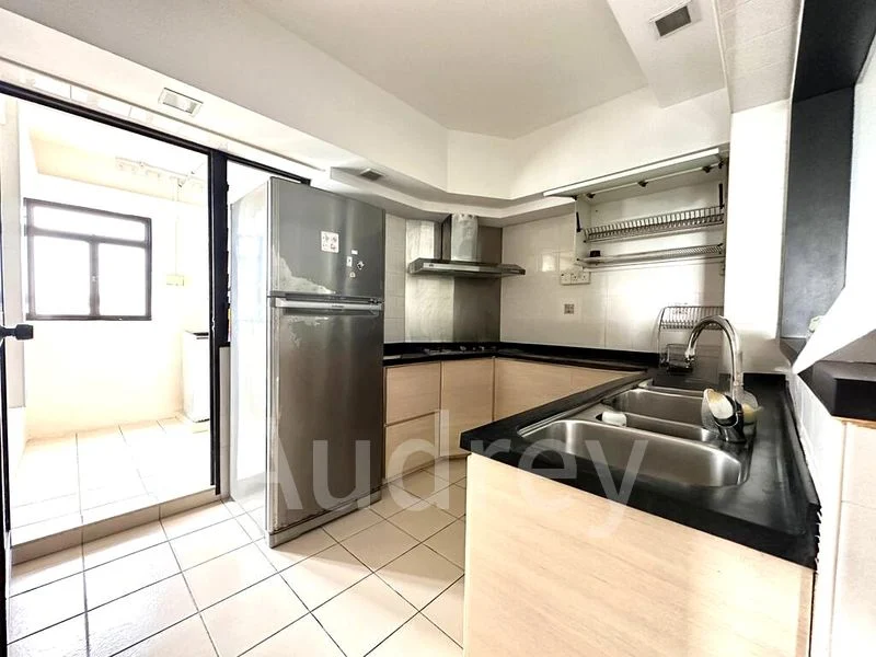 5 Room (5I) HDB for Rent in 111B Depot Road - Image 2