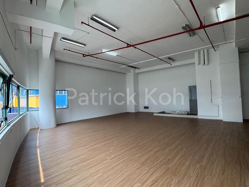 Light Industrial (B1) for Rent: Techniques Centre - Image 4