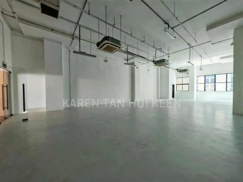 Light Industrial (B1) for Rent: Interlocal Centre - Image 9