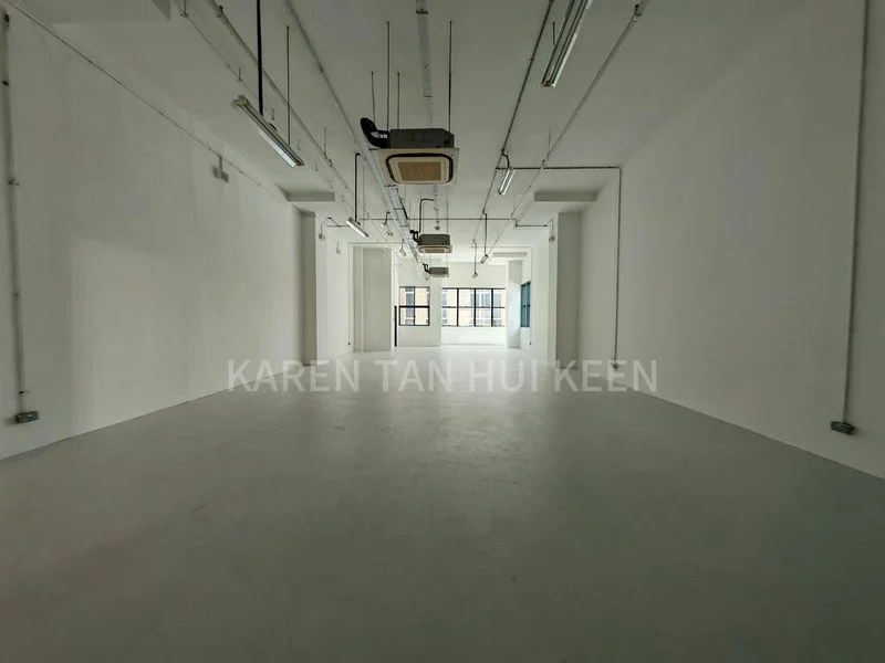 Light Industrial (B1) for Rent: Interlocal Centre - Image 8