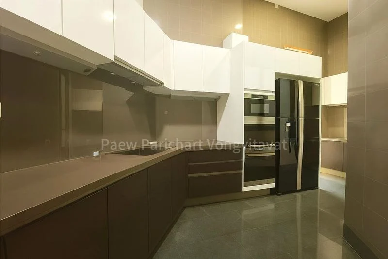 3 Bed Condo for Sale in  Belle Vue Residences - Image 3