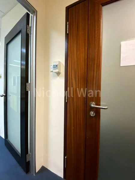 Office for Sale: Sunshine Plaza - Image 4