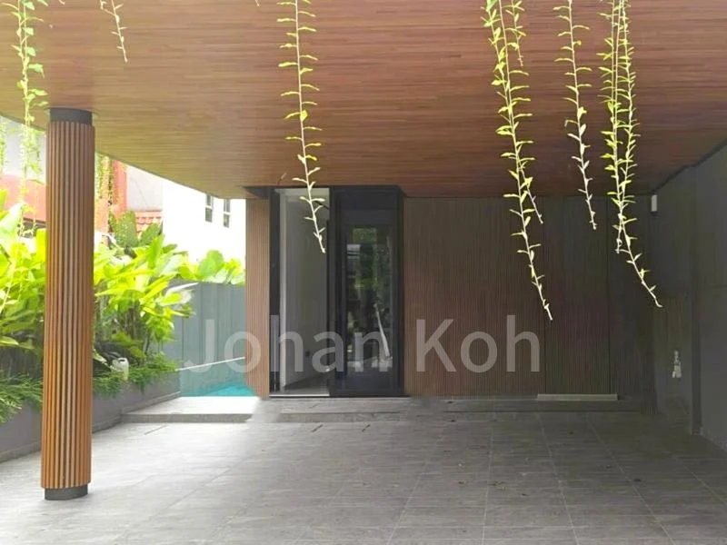 6 Bed Corner Terrace (Landed) for Sale in  The Florence Residences - Image 11