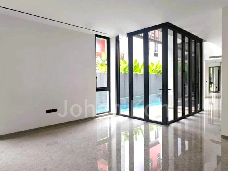 6 Bed Corner Terrace (Landed) for Sale in  The Florence Residences - Image 3