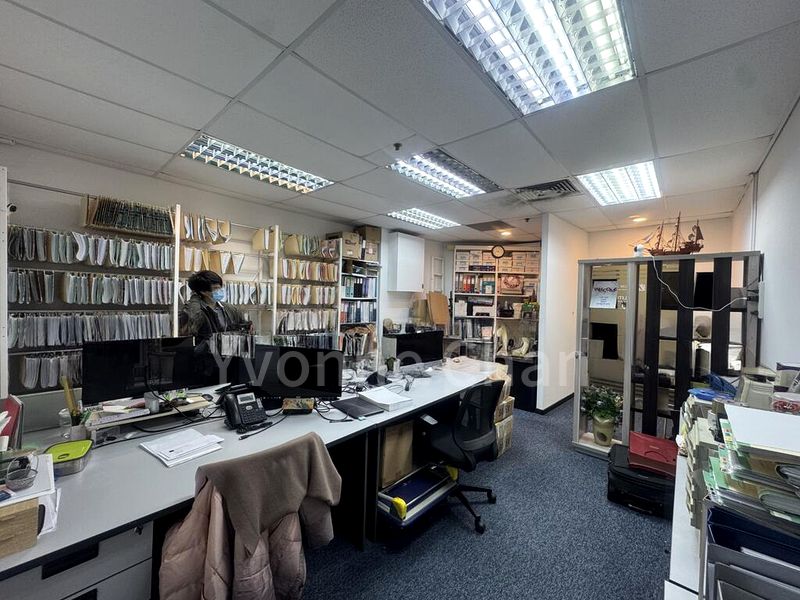 Office for Rent: The Plaza - Image 1