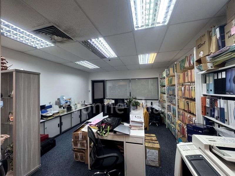 Office for Rent: The Plaza - Image 4