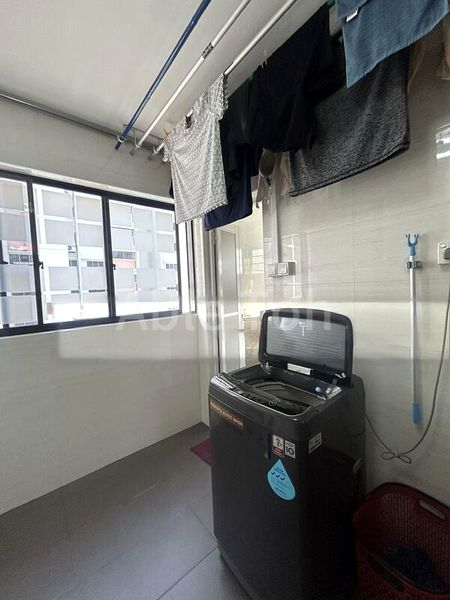 Common Room (HDB) for Rent in  218 Petir Road - Image 5