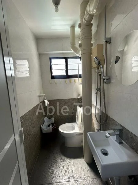 Common Room (HDB) for Rent in  218 Petir Road - Image 3