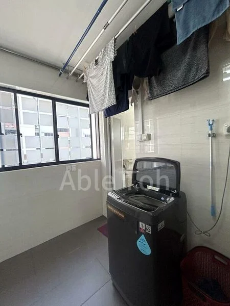 Common Room (HDB) for Rent in  218 Petir Road - Image 4