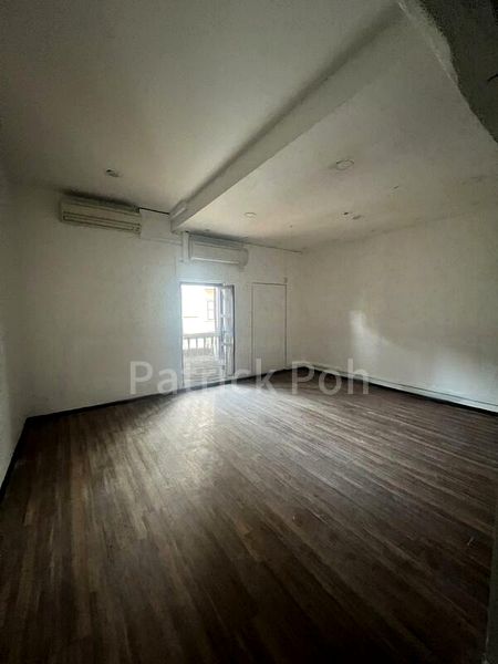 Shop / Shophouse for Rent: Smith Street Shophouse for Rent - Image 2