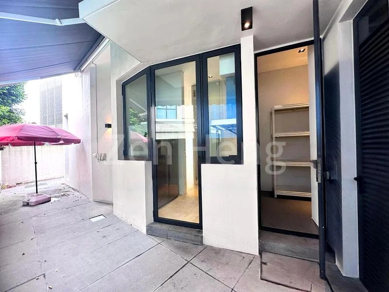 5 Bed Semi-Detached House (Landed) for Rent in  Novena Rise - Image 3