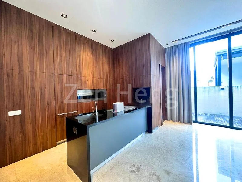 5 Bed Semi-Detached House (Landed) for Rent in  Novena Rise - Image 1