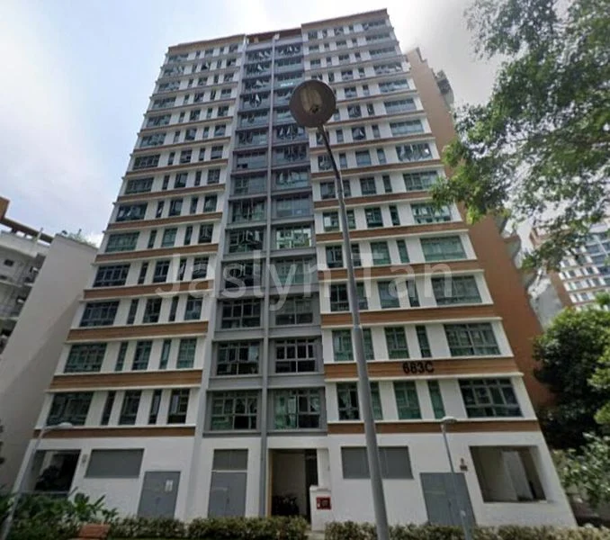 Common Room (HDB) for Rent in  683C Edgedale Plains - Image 3