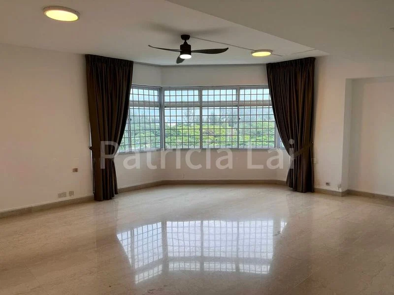 4 Bed Condo for Rent in The Waterside - Image 1