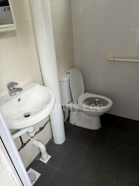 3 Room (3NG) HDB for Rent in  115 Serangoon North Avenue 1 - Image 9