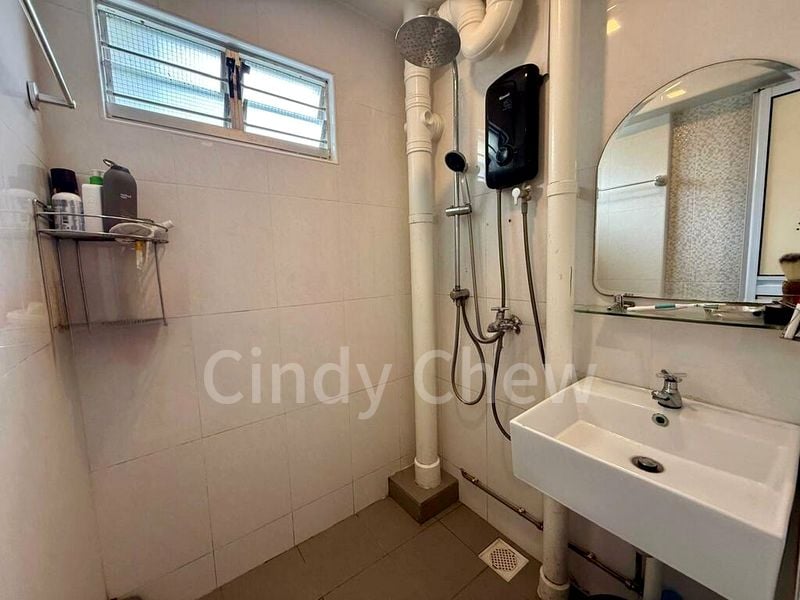 4 Room (4I) HDB for Sale in  20 Marine Terrace - Image 15