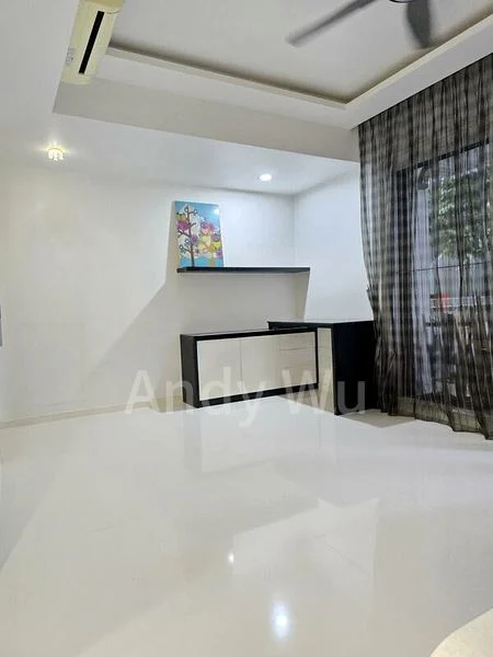 2 Bed Condo for Rent in  The Lakefront Residences - Image 9