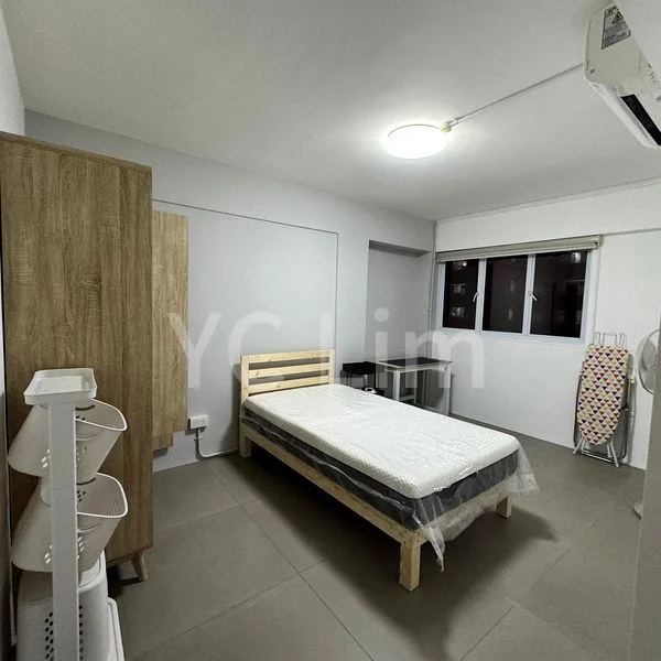 Common Room (HDB) for Rent in  2 Lorong Lew Lian - Image 1