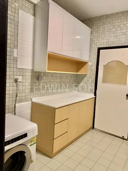 3 Bed Condo for Rent in  Buona Vista Gardens - Image 5