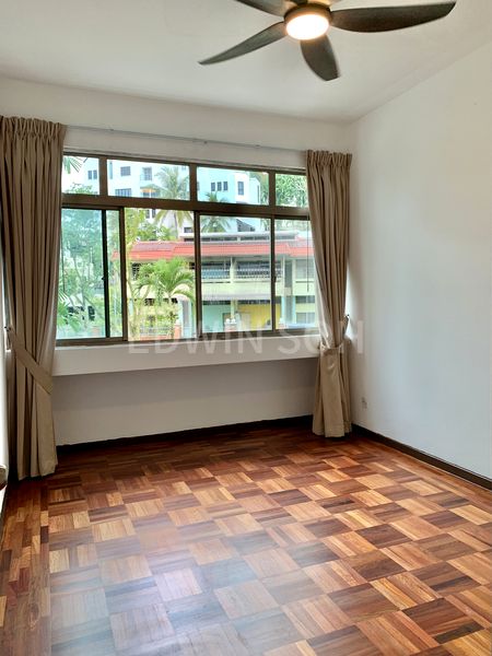 3 Bed Condo for Rent in  Buona Vista Gardens - Image 11