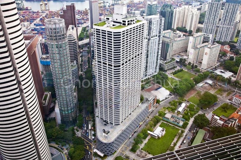 Shop / Shophouse for Rent: International Plaza - Image 1