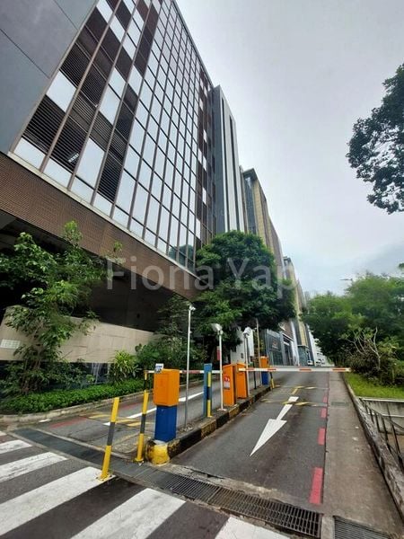Light Industrial (B1) for Rent: Woodlands Ground Floor Industrial Unit - Image 4