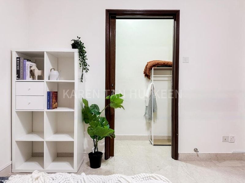 Common Room (Condo) for Rent in Astor Green - Image 5