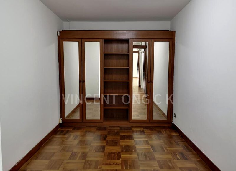 2 Bed Apartment (Condo) for Rent in  336 River Valley - Image 6