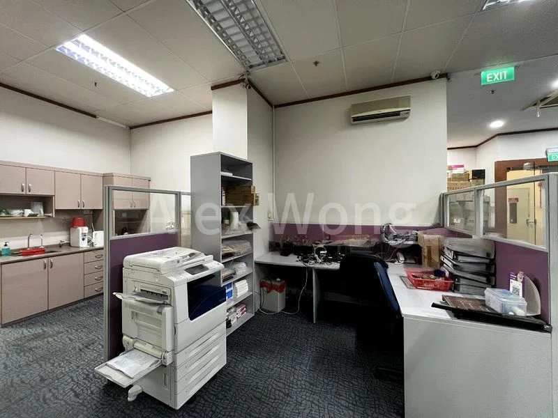 Light Industrial (B1) for Sale: Midview Building - Image 6