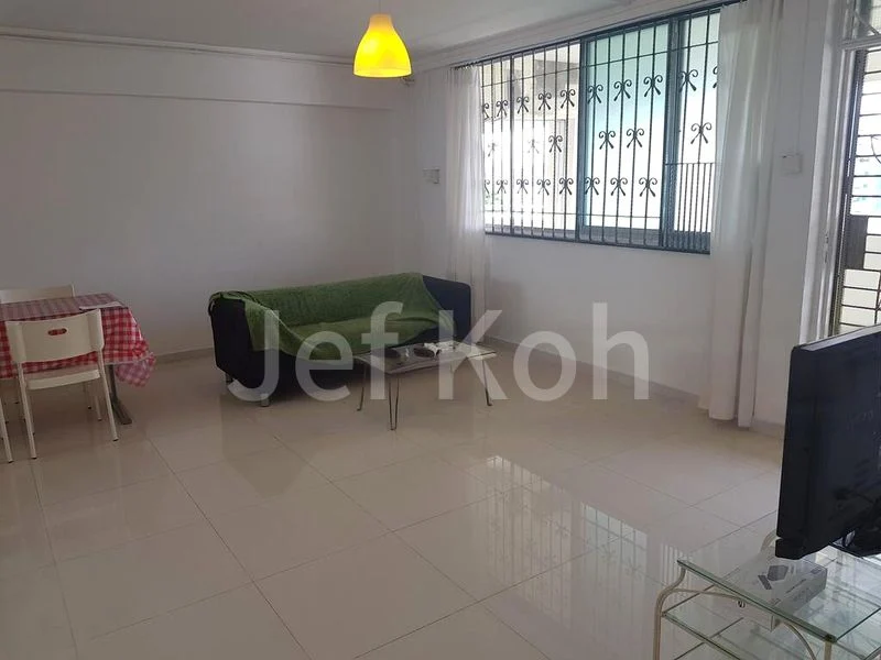 4 Room (4S) HDB for Rent in  337 Bukit Batok Street 34 - Image 4