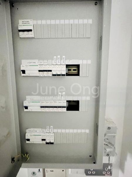 Shop / Shophouse for Sale: 1953 sqft Freehold Shophouse; Jalan SS 2/61, Petaling Jaya - Image 1