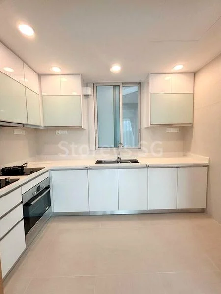 2 Bed Condo for Rent in  Tribeca - Image 2