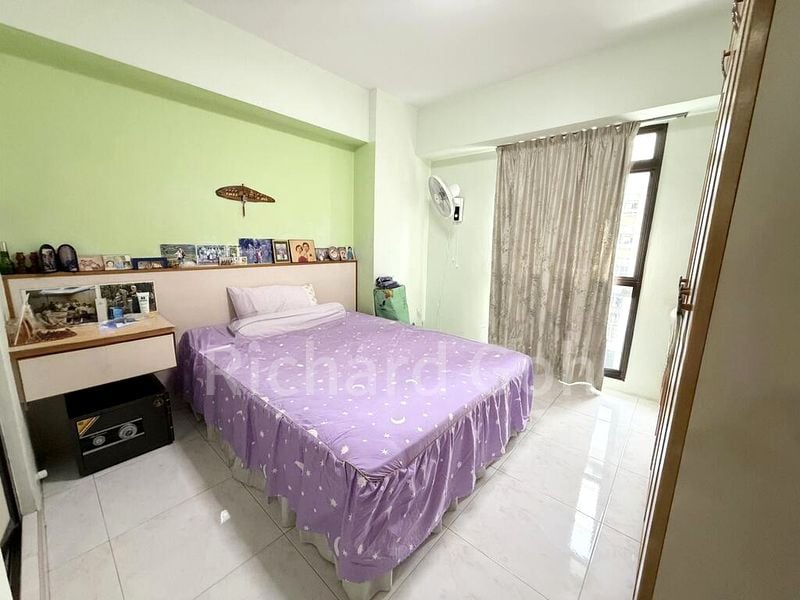 4 Room (4A) HDB for Sale in  298B Compassvale Street - Image 2