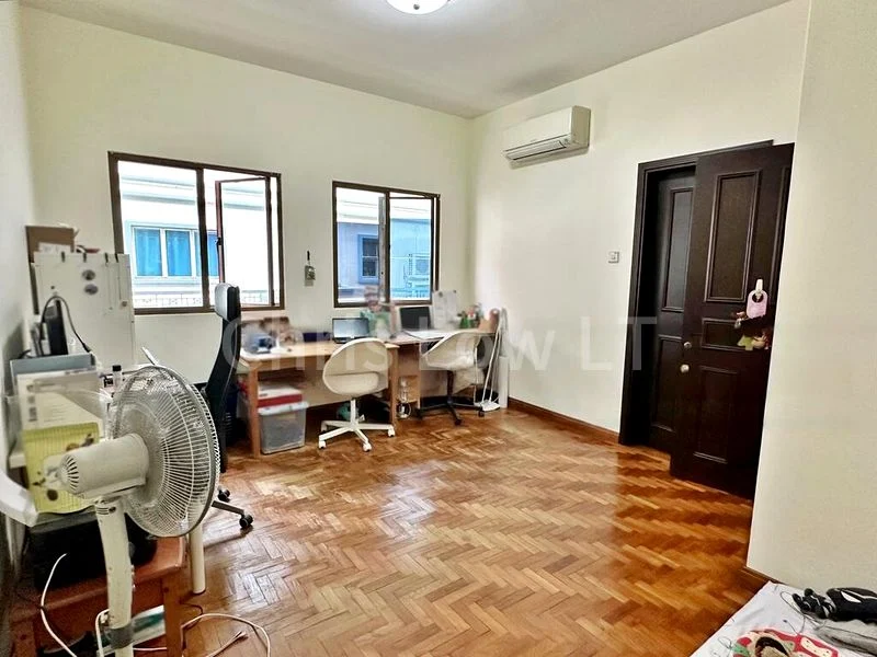 5+1 Bed Terraced House (Landed) for Sale in  Villa Verde - Image 12