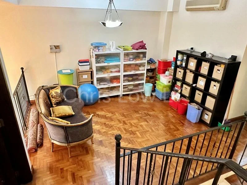 5+1 Bed Terraced House (Landed) for Sale in  Villa Verde - Image 10