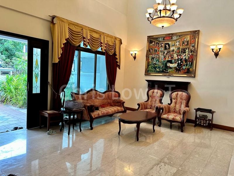 5+1 Bed Terraced House (Landed) for Sale in  Villa Verde - Image 6