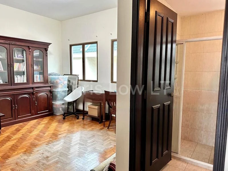 5+1 Bed Terraced House (Landed) for Sale in  Villa Verde - Image 11