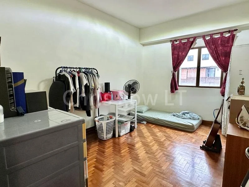 5+1 Bed Terraced House (Landed) for Sale in  Villa Verde - Image 13