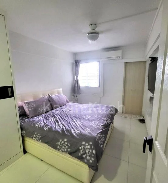 Jumbo HDB for Sale in  549 Ang Mo Kio Avenue 10 - Image 6