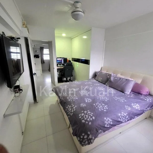 Jumbo HDB for Sale in  549 Ang Mo Kio Avenue 10 - Image 5