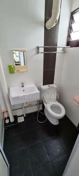 Jumbo HDB for Sale in  549 Ang Mo Kio Avenue 10 - Image 10