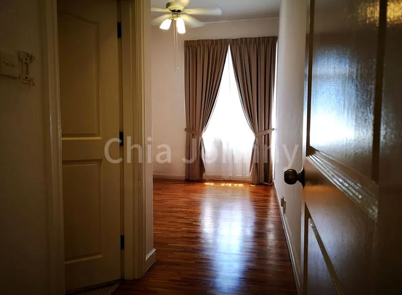 4 Bed Condo for Rent in  Leonie Condotel - Image 11