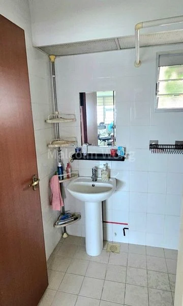 Common Room (HDB) for Rent in  987C Buangkok Green - Image 5