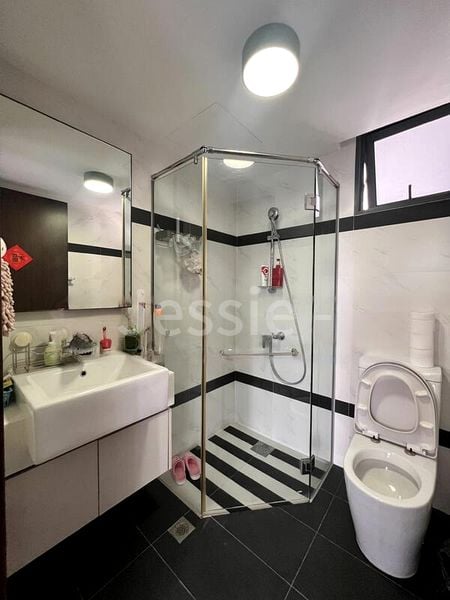 2 Bed Condo for Rent in  Symphony Suites - Image 10